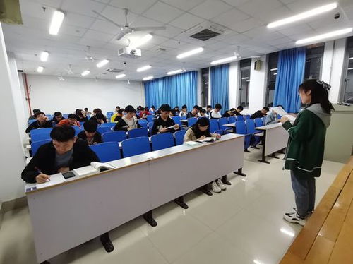 學黨史，正學風，聚能量 計算機與通信工程學院持續開展通訊工程專業晚自習活動